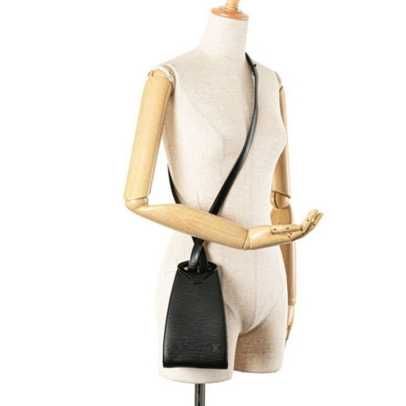 ✨ Louis Vuitton Minuit Shoulder Bag – Epi Noir Vintage ✨ - Picture 5 of 9